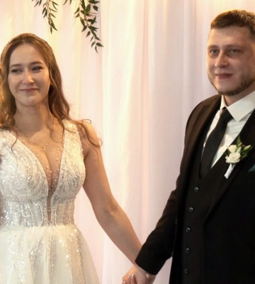 "Знайшов свою людину": у Луцьку військовий одружився з медикинею, з якою познайомився під час операції