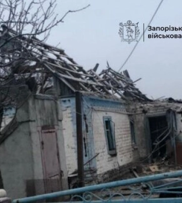За добу ворог завдав 325 ударів по 13 населених пунктах Запорізької області, є руйнування житла, автівок та об’єктів інфраструктури