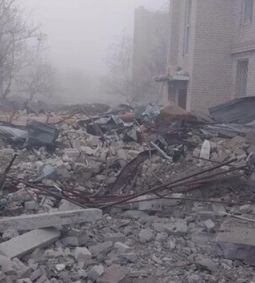 Учора ввечері росіяни атакували КАБами лікарню в Бериславі: медпрацівники дістали контузії. ФОТО