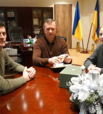 Міський голова Богдан Андріїв зустрівся з представниками Фонду допомоги армії «Повернись живим»