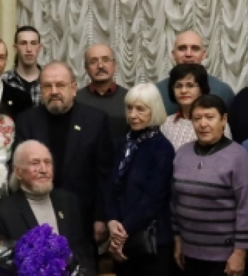 Відомий миколаївський митець Юрій Макушин відзначив свій 90-річний ювілей
