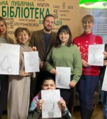 Художник з Харкова провів майстерклас для мешканців Виноградова. ФОТО