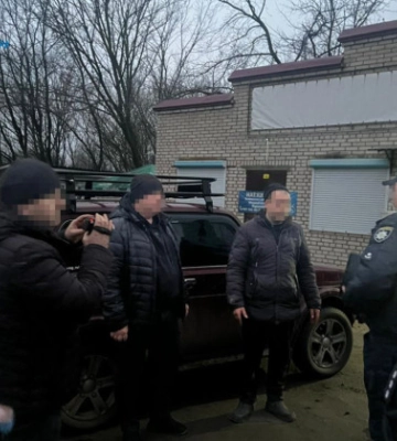 В Винницкой области лесника разоблачили на взятке в 50 тысяч гривен за продажу древесины