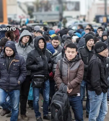 ЦНС: Россияне завозят мигрантов на оккупированные территории Украины из-за отказа местных от сотрудничества