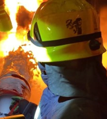 Івано-Франківщина: рятувальники ліквідовують пожежі, що виникли внаслідок ворожих атак