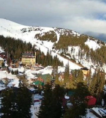 На гірськолижних курортах Карпат відбулося кілька випадків загублення туристів