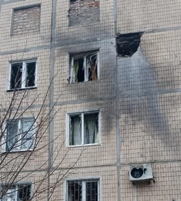 російська армія тероризує Нікополь, постраждали люди