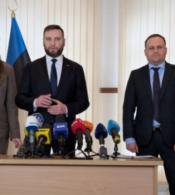 Україна та Естонія підписали меморандум про відновлення портової інфраструктури