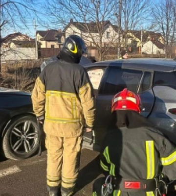Поблизу Львова зіткнулись дві автівки: є постраждалі