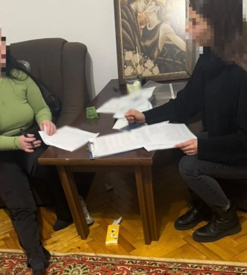 Ошукала волонтера на майже 800 тис грн: жителька Львівщини отримала підозру
