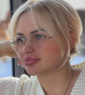 У Харкові поховали відому блогерку, яка загинула в ДТП 