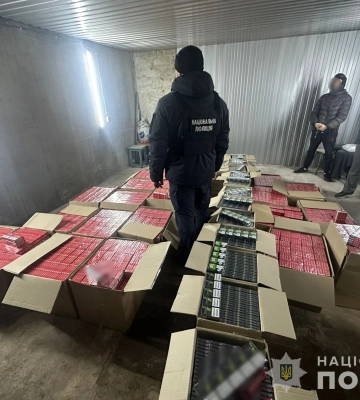 На Дніпропетровщині ліквідовано мережу збуту контрафактних цигарок з багатомільйонним обігом. ФОТО