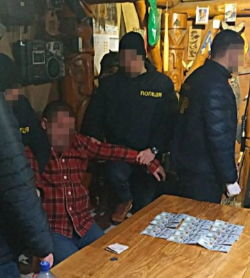 На Волині посадовець отримав позбавлення волі та конфіскацію майна за неправомірну вигоду