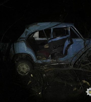 У ДТП на Уманщині перекинулася автівка: постраждали двоє пасажирів