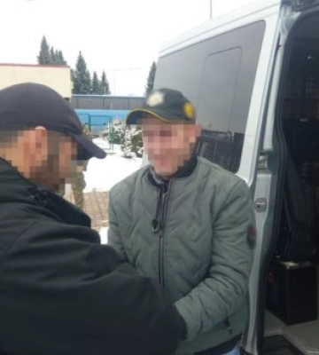 Із Німеччини до України екстрадували закарпатця, підозрюваного у хуліганському нападі і побитті чоловіка до смерті