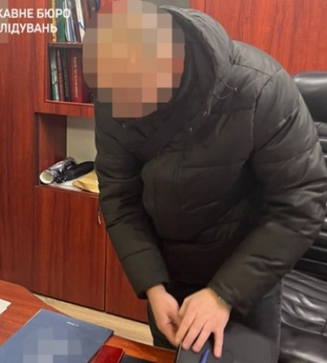 На Волині викрили начальника одного з правоохоронних органів, який хотів збагатитися на ремонті держприміщень