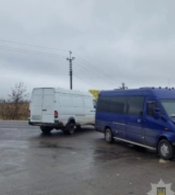 У Білгород-Дністровському районі сталася смертельна аварія: ВАЗ зіштовхнувся з рейсовим автобусом