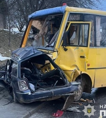 На Львівщині сталася смертельна ДТП за участі легковика та автобуса