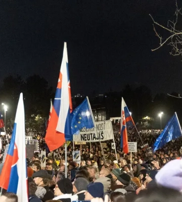 Чи втратить владу «словацький Янукович»?