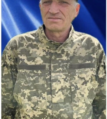 Майже два роки вважався зниклим безвісти: Рівне проведе в останню дорогу воїна