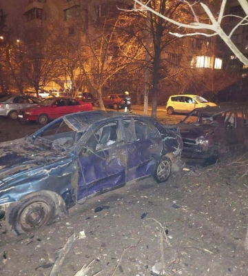 Внаслідок атаки російських дронів в Одесі пошкоджені будинки і авто - мер