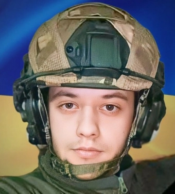 На Буковині прощаються з полеглим військовим Монархою