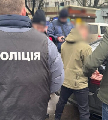 Затримано працівника ТЦК з Одещини, який за $1 тис. продавав фіктивні повістки з терміном дії, - Нацполіція. ФОТОрепортаж