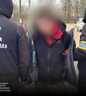 На Волині 25-річний чоловік за 7 тисяч доларів хотів переправити ухилянта за кордон
