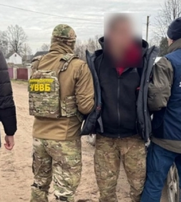 На Волині 25-річний чоловік за 7 тисяч доларів хотів переправити ухилянта за кордон