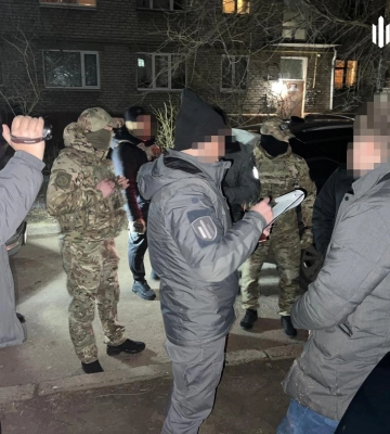 На Запоріжжі СБУ та ДБР затримала подружжя, яке допомагало чоловікам втекти з військової служби