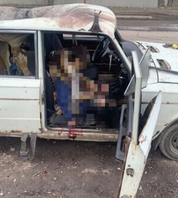 Рашисти вдарили дроном по цивільному авто у Покровську: Один загиблий, двоє поранених. ФОТО