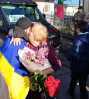 У Вилківській громаді на Одещині зустріли Героя, який повернувся з полону