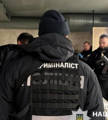У центрі Києва сталася стрілянина в кафе, чоловіка розшукує поліція
