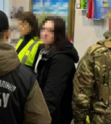 СБУ та Нацполіція затримали 2-х коригувальників у Харкові, які поєднували наведення російських ударів із підготовкою «закладок» з наркотиками