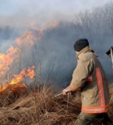 На Волині вночі горіли житловий будинок і дерев&#039;яний хлів