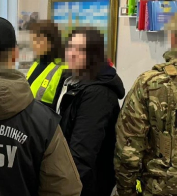 У Харкові затримали пару з кримінальним минулим, яка «полювала» на локації українських захисників та співробітників СБУ