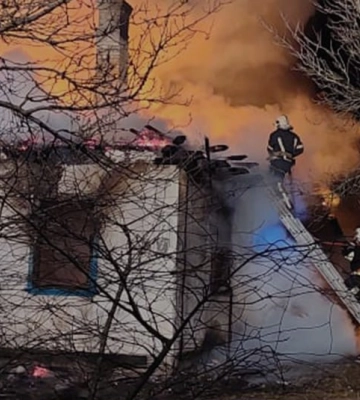 Виявили тіло чоловіка під час ліквідації пожежі на Рівненщині