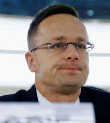 Угорщина пообіцяла Словаччині допомогти з поставками російського газу