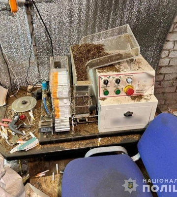 Півмільйона контрафактних цигарок на місяць – на Волині викрили підпільний цех
