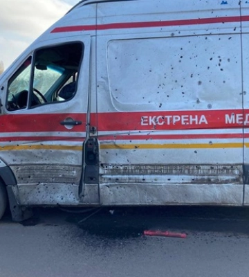 У  Куп’янську росіяни поцілили по авто швидкої, постраждали троє медиків