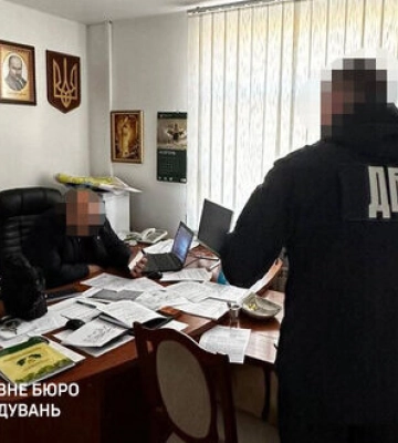 Збитки на 6,5 млн грн: судитимуть керівника лісгоспу та його спільників за незаконні порубки лісу площею 3,3 га, - ДБР. ФОТОрепортаж