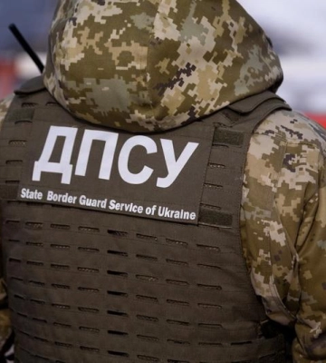 Відео: на півдні пприкордонники потопили російський човен