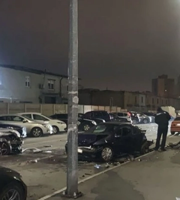 Масштабное ДТП в Киеве: пьяный водитель протаранил 7 авто и травмировал своих пассажиров