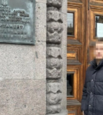 СБУ і Нацполіція викрили одного з топпосадовців КМДА, який зробив собі фейкову інвалідність