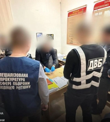 Адвоката з Хмельниччини затримали за спробу підкупити прокурора
