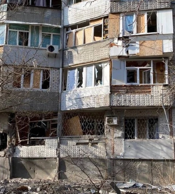 Який вигляд мають будинки в Херсоні після атаки окупаційних військ. ФОТО