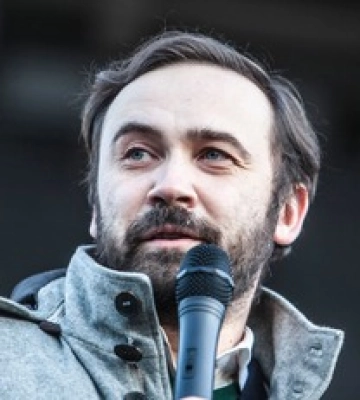 "Взял учительницу": бывший депутат госдумы РФ заговорил на украинском языке "Взял учительницу": бывший депутат госдумы РФ заговорил на украинском языке