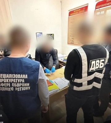 Адвоката підозрюють у спробі підкупу прокурора