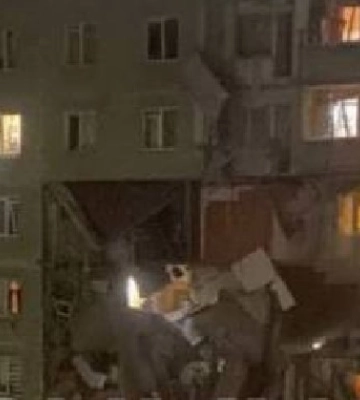 У Сумах “шахед” влучив у багатоповерхівку