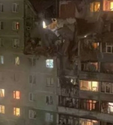 У Сумах &quot;шахед&quot; влучив у багатоповерховий будинок